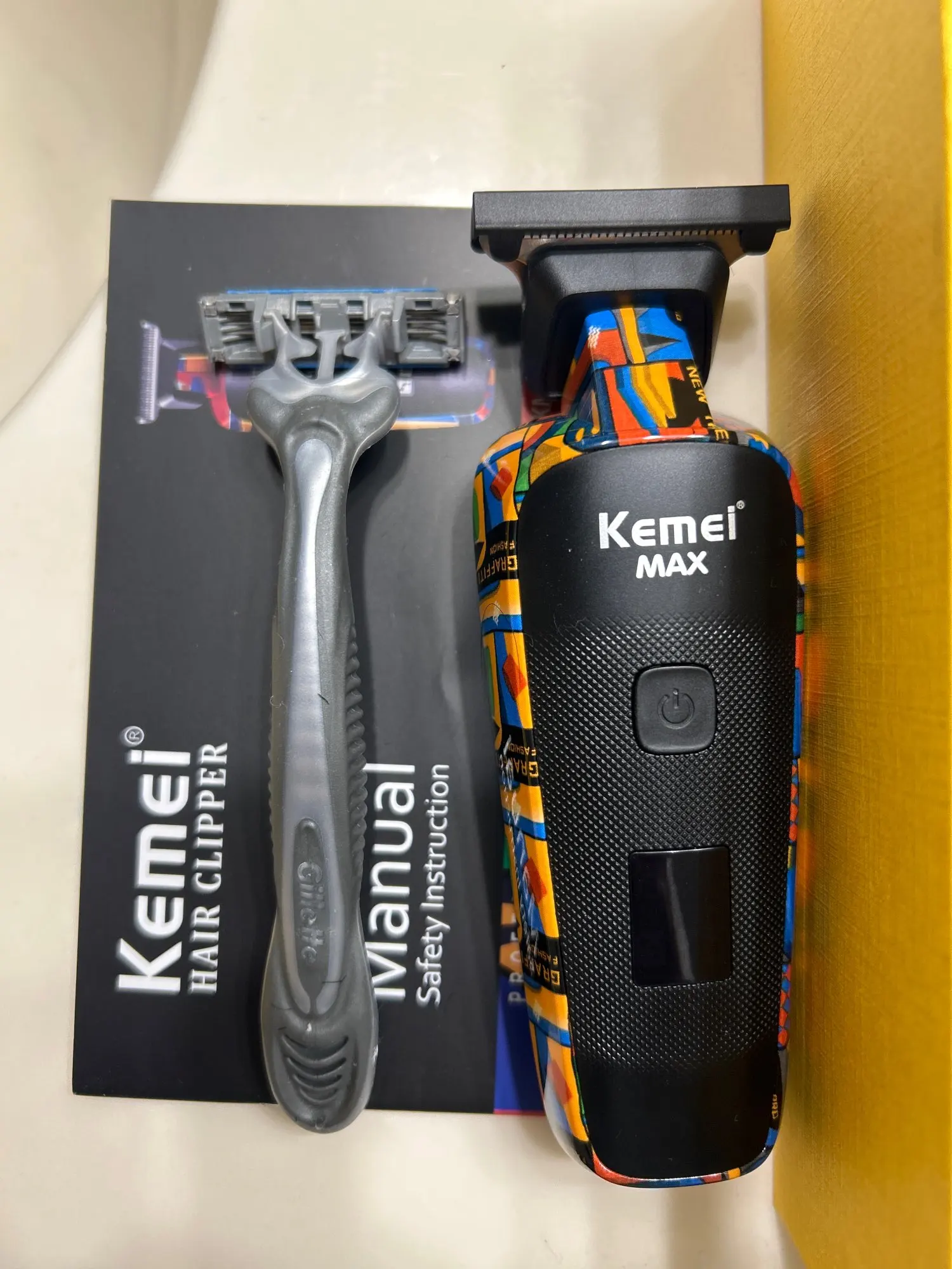 Kemei-5090 Digital Display Professional Barber Pusher For Men Hair Clipper Reciprocating Random Graffiti Pattern Electric
